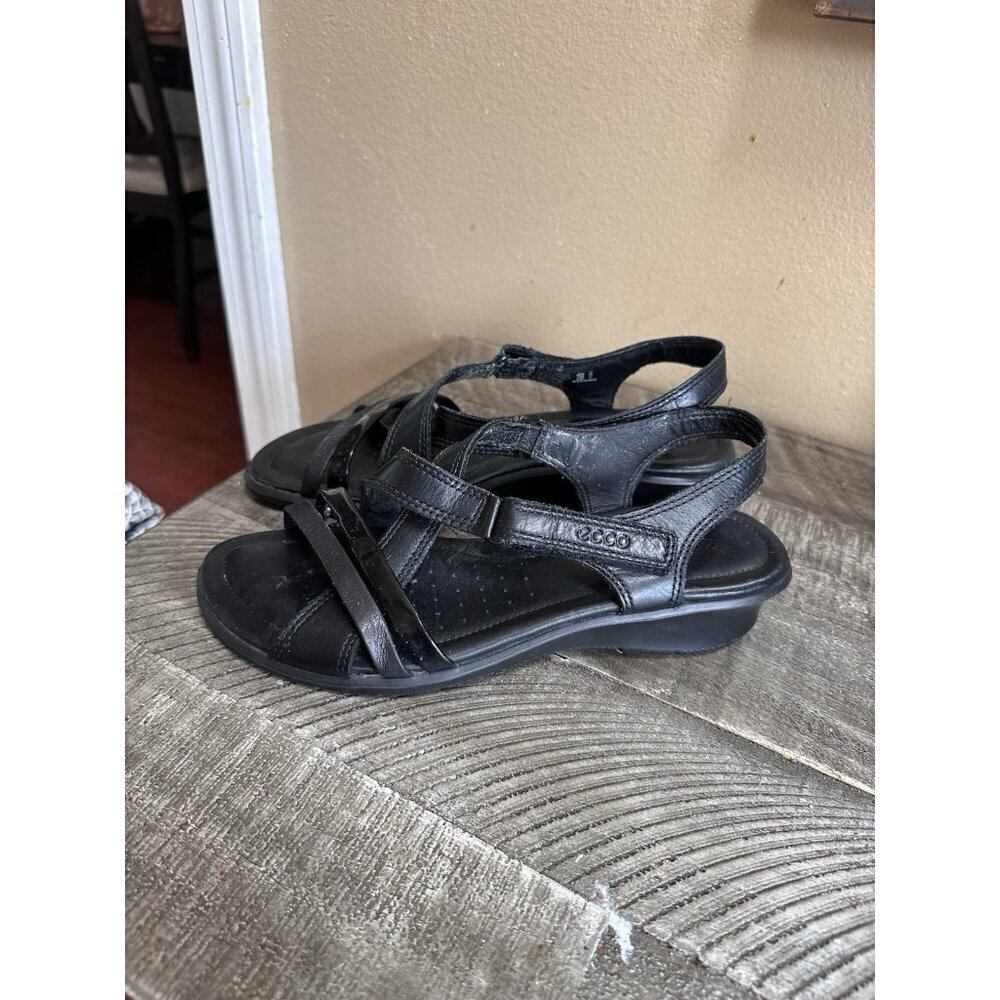ECCO Felicia Wedge Sandals Womens Size 38 US 7 Black Leather Strappy Shoes